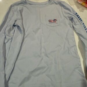 Vineyard Vines kids Light Blue Long Sleeve Shirt. EUC